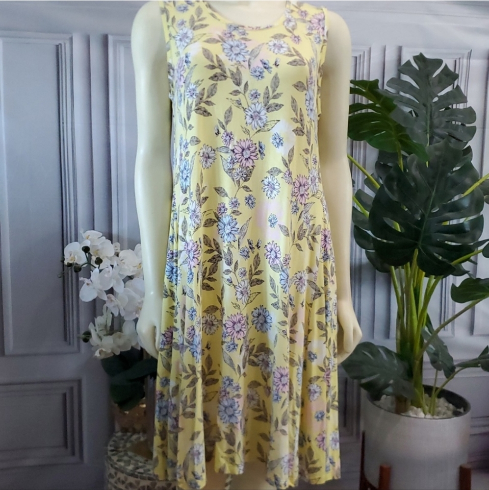 Style & Co Floral yellow pink blue white dress for women EUC sleeveless L